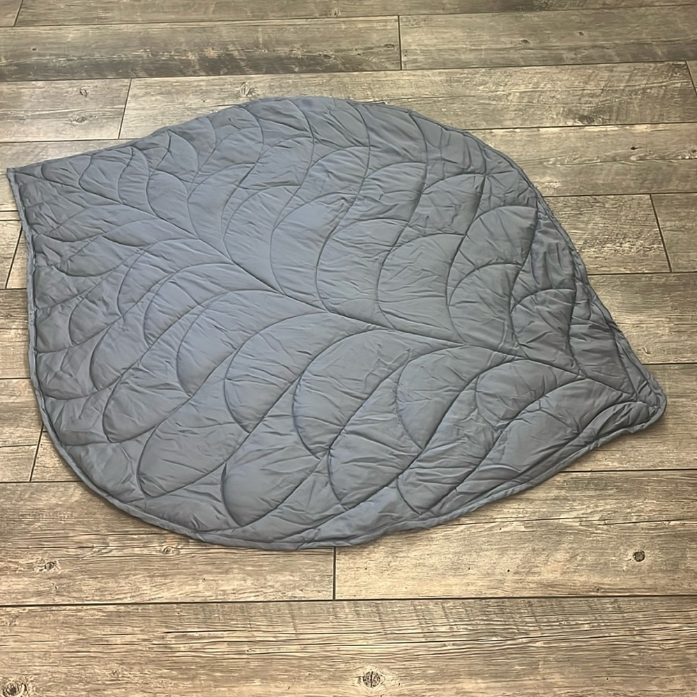 Weighted lap blanket 7.5 lbs, 41x53”